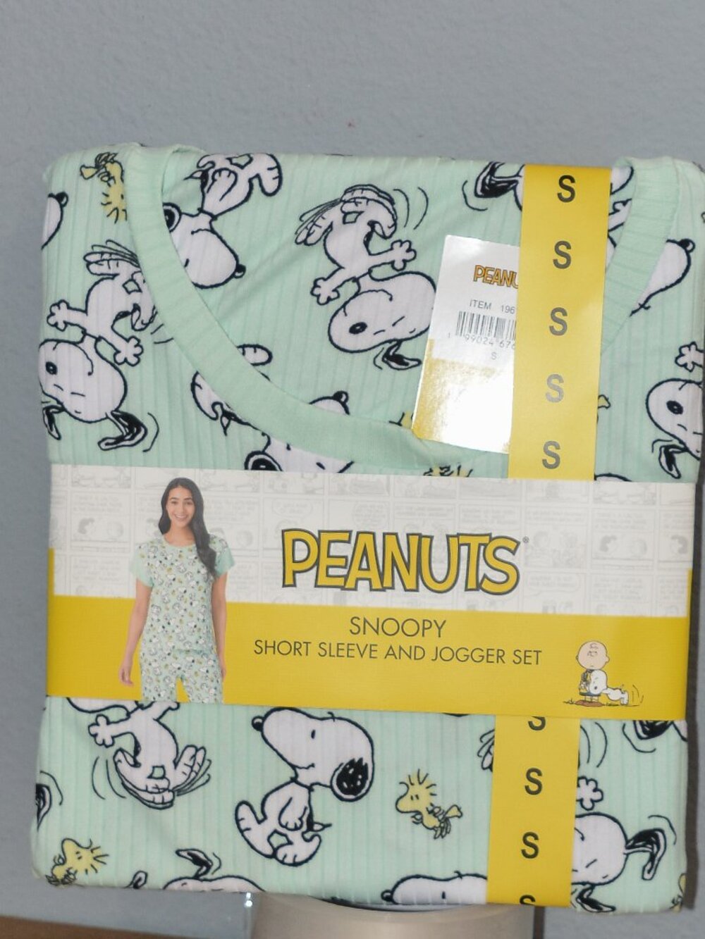 PEANUTS  SNOOPY  SHORT SLEEVE AND JOGGER SET , Women , Ladies , girls